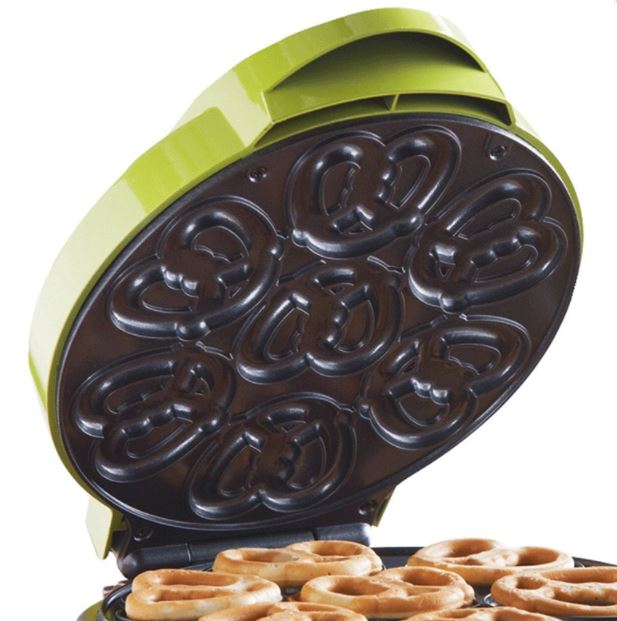 TS-251  MINI PRETZEL MAKER GRN/BWN 4/C